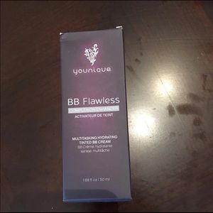Younique B.B. flawless cream